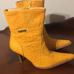 Camila boots